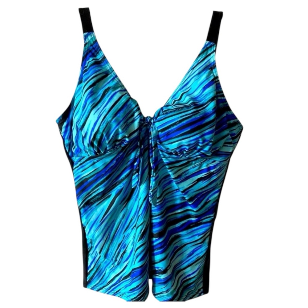 ATTRACO Tankini, Swimwear, Swim Top, Plus Sz 2XL,XXL, Contrast, Geometric